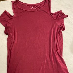 American Eagle top